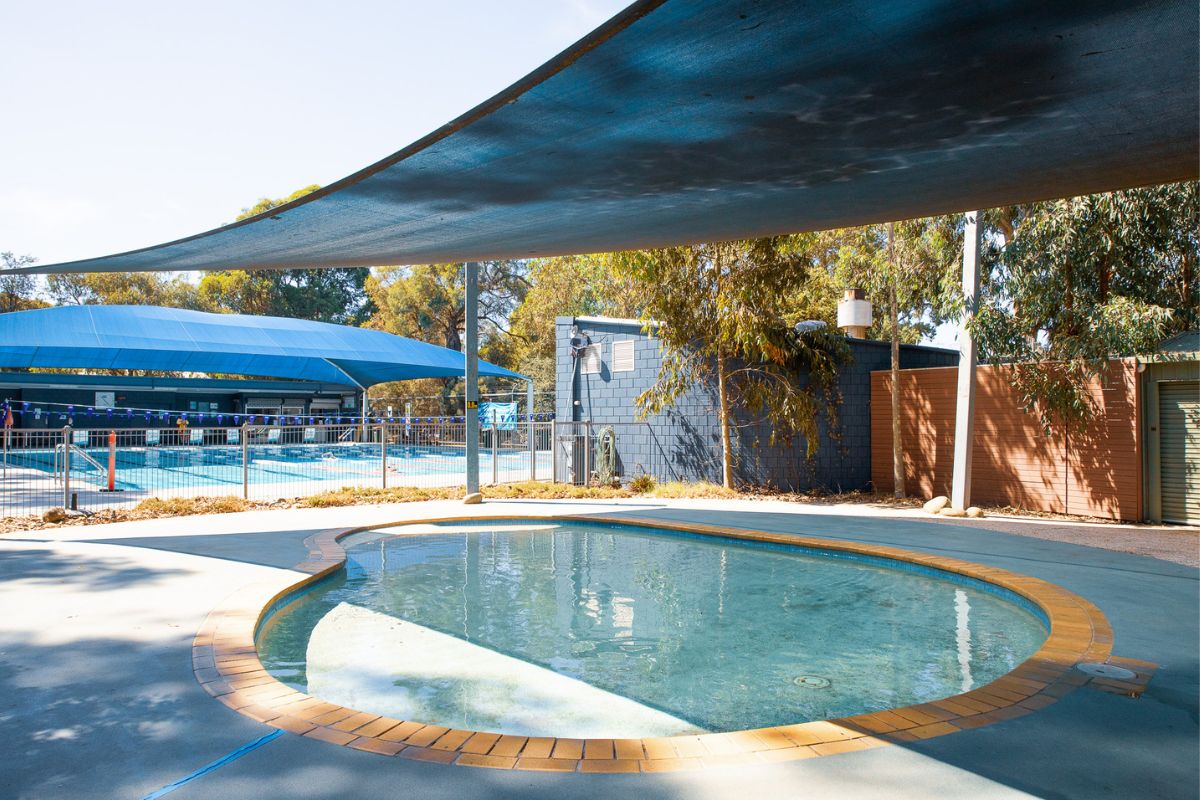 Diamond-Creek-Outdoor-Pool-Toddler-Pool-Front.jpg